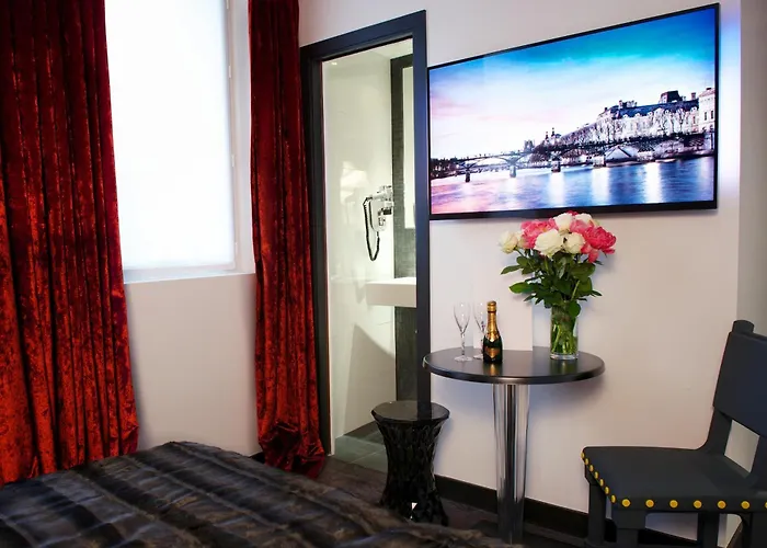 Le Clos De Notre Dame Hotel 3*