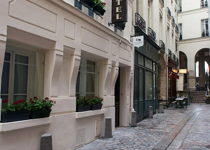 Le Clos De Notre Dame Hotel 3*