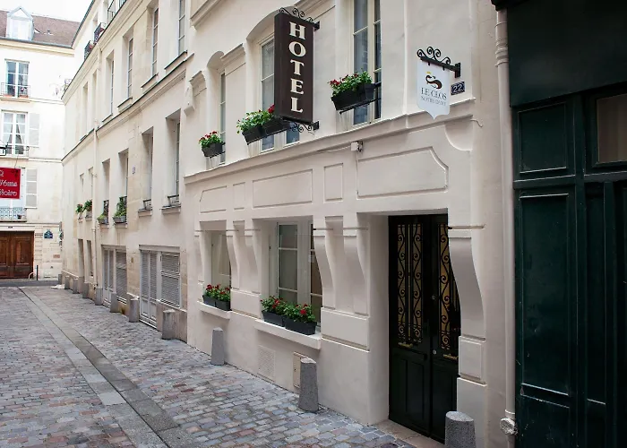 Le Clos De Notre Dame Отель 3*